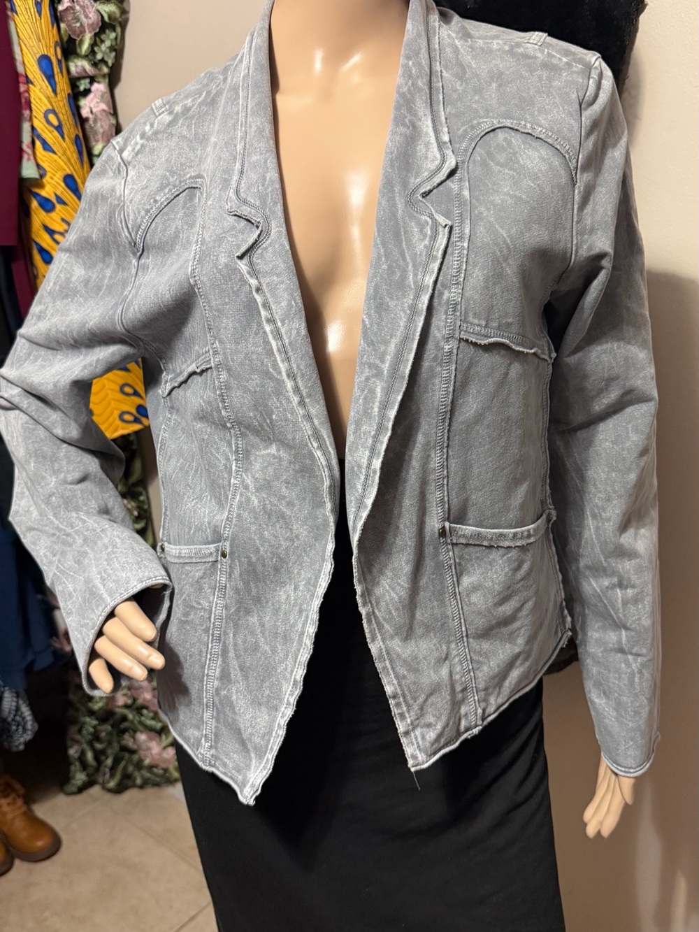Testimony Los Angeles Women's Washed Gray Open Front Jacket